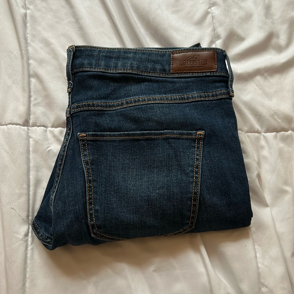 Hollister Women’s High Rise Blue Ripped Skinny Jeans Classic Stretch Size 11 - Picture 3 of 8